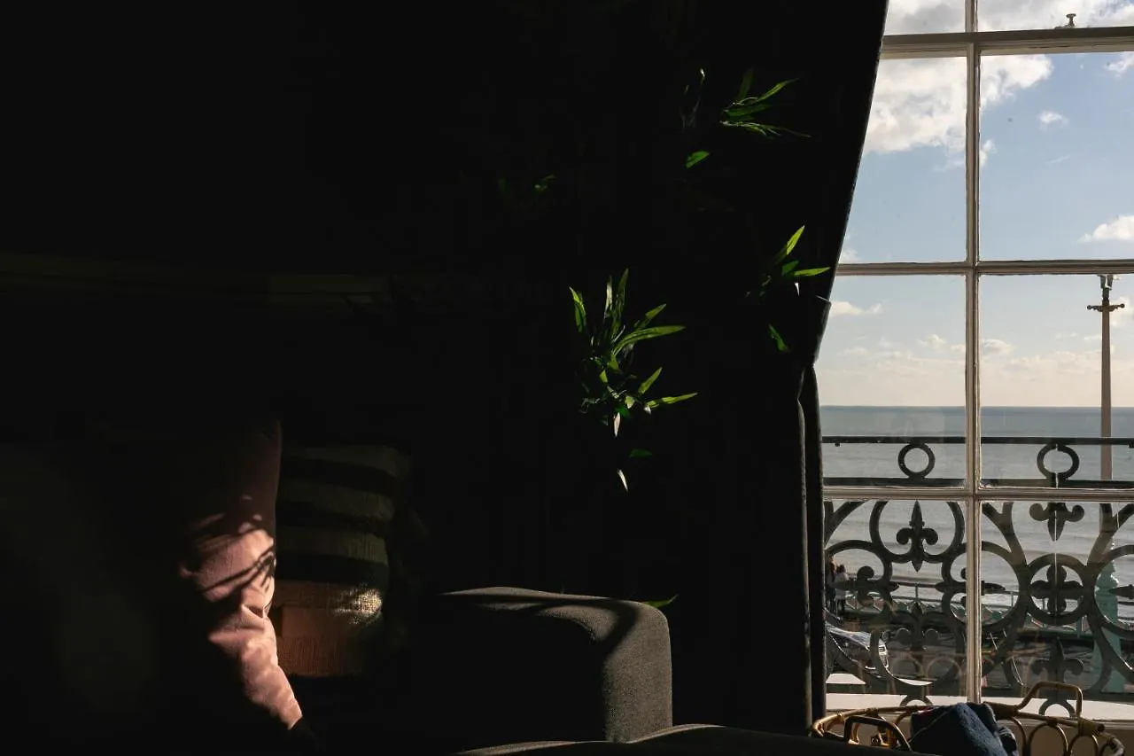 Marine Parade Sea View 2-Bedroom Apartment Hove Großbritannien